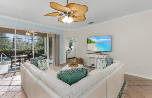 Biggar House | Sunshine Daydream our Beautiful Monthly Pool Home! home