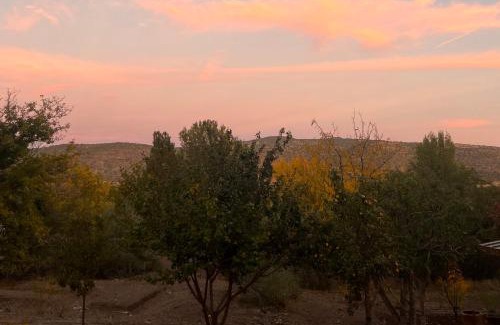 Cornville House | Sunshine House - Nestled In Page Springs