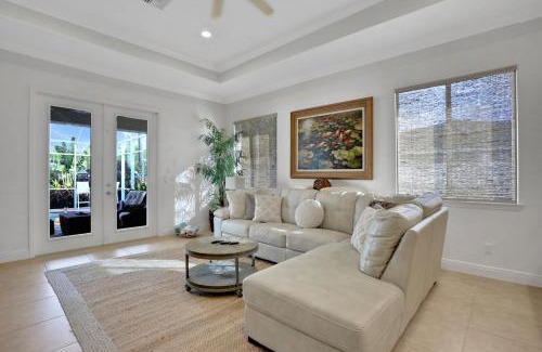 Naples Park House | Sunshine Paradise