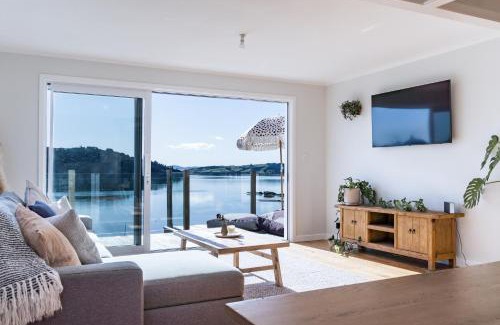 Raglan House | Sunshine Rise Upstairs