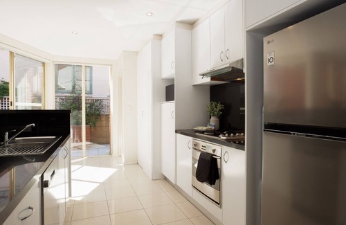 Bondi Apartment | Sunshine Terrace, Bondi Beach Isyd