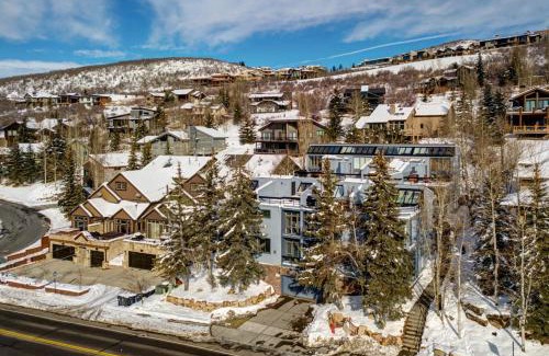 Deer Valley House | Sunspot 625-A4 by Moose Management