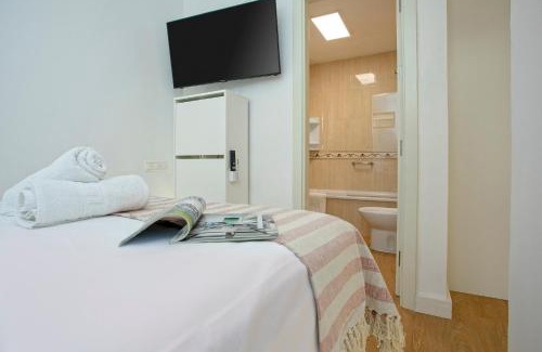 Arroyo de la Miel Apartment | Sunstay Center Flat I Arroyo De La Miel