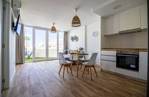 Costa del Sol Apartment | Sunstay Seaside Flat I Puerto Marina Benalmadena