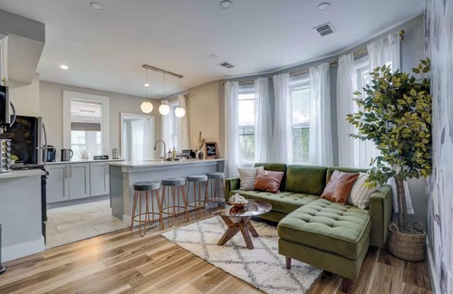 Jersey City Apartment | SunSuite - 6 Min. Walk to Trains - Summer Special!