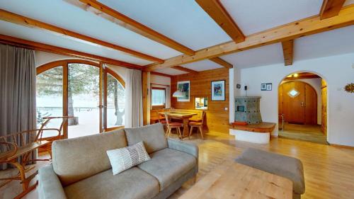 Celerina-Schlarigna Apartment | Suot Larsch