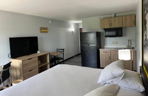 Alexandria Hotel | Super 8 by Wyndham Alexandria LA