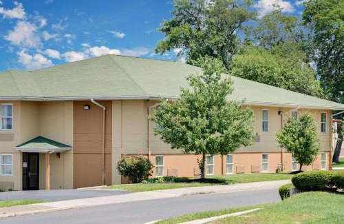 Allentown Hotel | Super 8 by Wyndham Allentown
