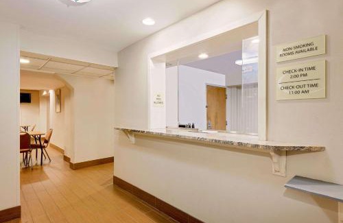 Allentown Hotel | Super 8 by Wyndham Allentown