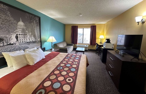 Appleton Hotel | Super 8 by Wyndham Appleton