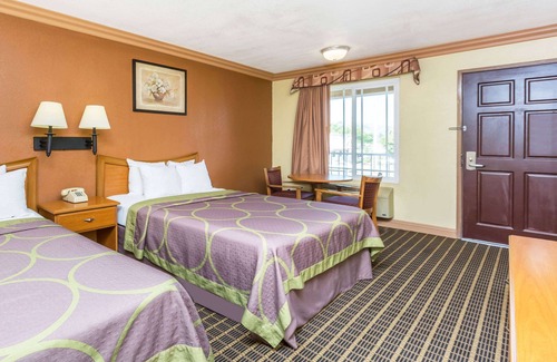 Azusa Hotel | Super 8 by Wyndham Azusa