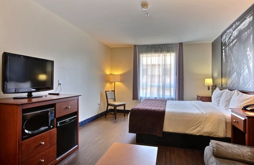 Mauricie Hotel | Super 8 by Wyndham Trois-Rivieres