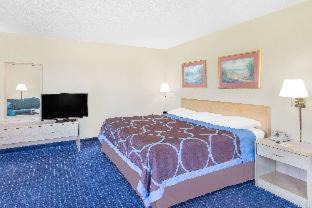 Canandaigua Hotel | Super 8 by Wyndham Canandaigua