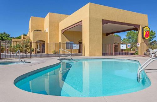 Cottonwood Hotel | Super 8 by Wyndham Cottonwood