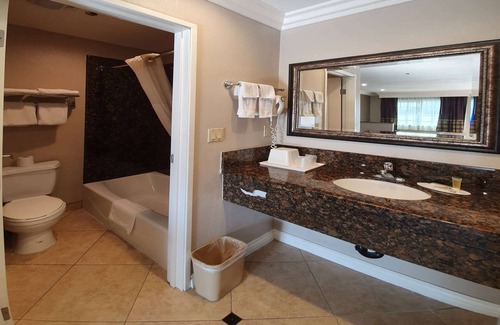 Cypress Hotel | Super 8 by Wyndham Cypress Buena Park Area