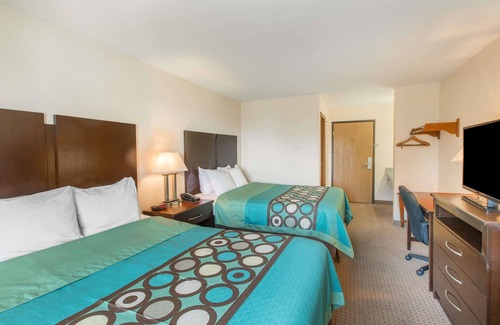 Danville Hotel | Super 8 by Wyndham Danville