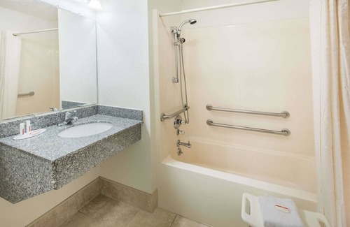 Danville Hotel | Super 8 by Wyndham Danville