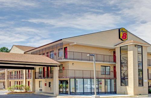 Fredericksburg Hotel | Super 8 by Wyndham Fredericksburg