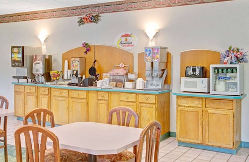 Gaffney Hotel | Super 8 by Wyndham Gaffney