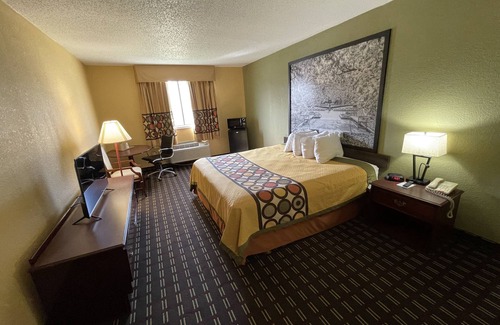 Hancock Hotel | Super 8 by Wyndham Hancock MD