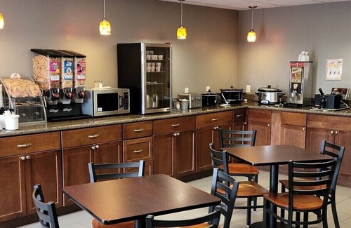 Heyburn Hotel | Super 8 by Wyndham Heyburn/Burley Area
