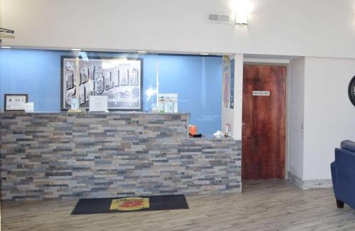Huntersville Hotel | Super 8 by Wyndham Huntersville/Charlotte Area