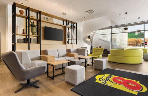 Altstadt Hotel | Super 8 by Wyndham Koblenz