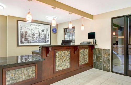 Lakeland Hotel | Super 8 by Wyndham Lakeland