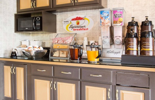 Lexington Hotel | Super 8 by Wyndham Lexington VA