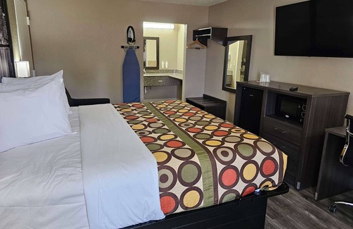 Metairie Hotel | Super 8 by Wyndham Metairie