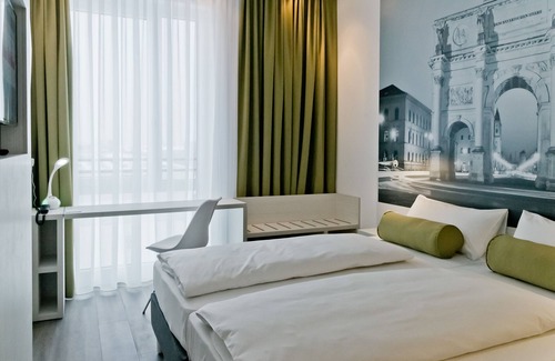 Laim Hotel | Super 8 by Wyndham Munich City West