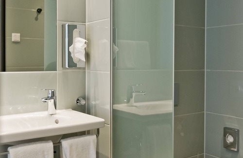Laim Hotel | Super 8 by Wyndham Munich City West