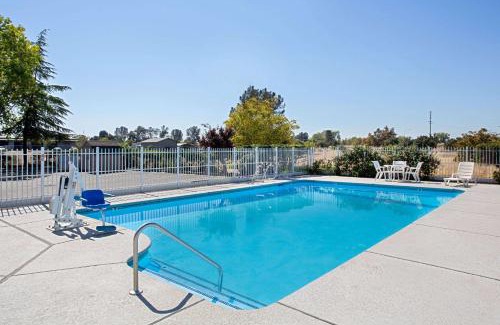 Oroville Hotel | Super 8 by Wyndham Oroville