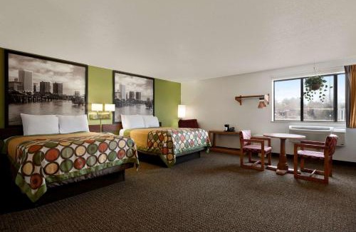 Mosby Hotel | Super 8 by Wyndham Richmond/Chamberlayne Rd