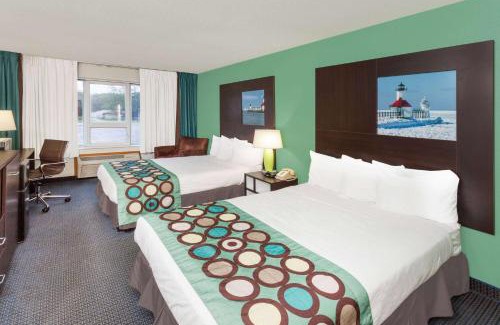 Stevensville Hotel | Super 8 by Wyndham Stevensville St Joseph