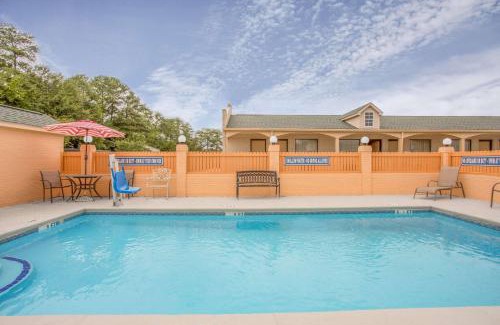 Sumter Hotel | Super 8 by Wyndham Sumter