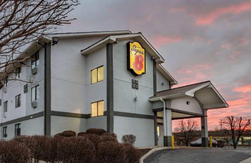 Charlottesville Hotel | Super 8 by Wyndham Charlottesville