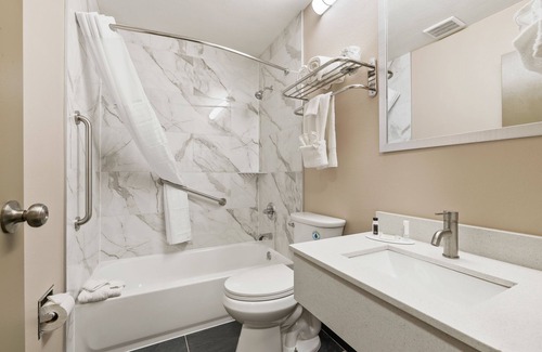 Charlottesville Hotel | Super 8 by Wyndham Charlottesville