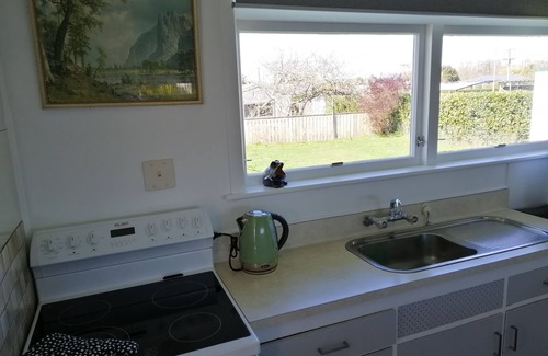 Greytown House | Super Central Cosy Kiwiana Greytown House with Garage