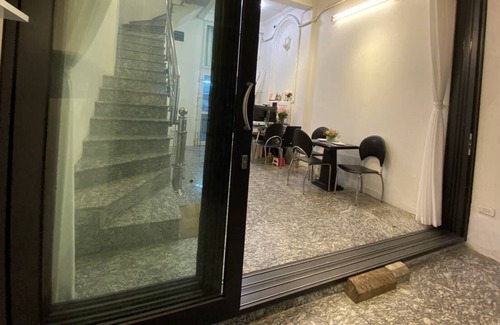 Hang Dao Bed & Breakfast | Super Centre @Hanoi All Nations Homestay