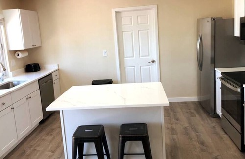 Parkborough House | Super Clean Home in quiet Centennial Neighborhood