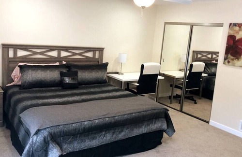 Parkborough House | Super Clean Home in quiet Centennial Neighborhood