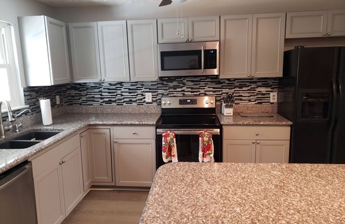 Fox Hill - Grandview House | Super close to beaches, the historic triangle, and bush gardens!
