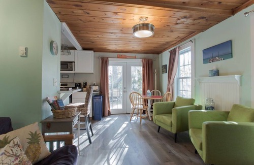 York Beach Cottage | Super Close to Short Sands Beach!