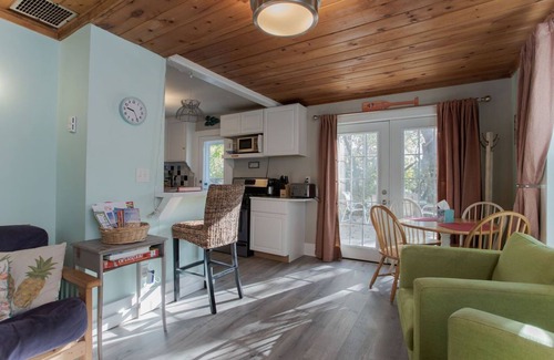 York Beach Cottage | Super Close to Short Sands Beach!