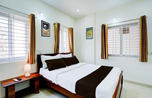 Bengaluru Hotel | Super Collection O 8th Mile Christ University Yeshwantpur