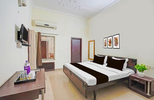 Dehradun Hotel | Super Collection O Race Course Dehradun