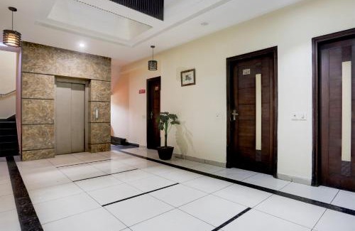Ludhiana Hotel | Super Collection O Railway Station Road Near Clock Tower