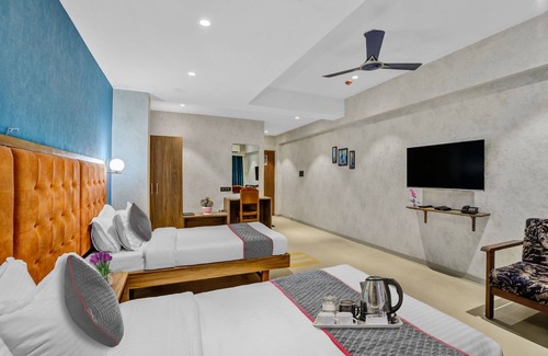 Gandhinagar Hotel | Super Collection O Siddharth Corporate