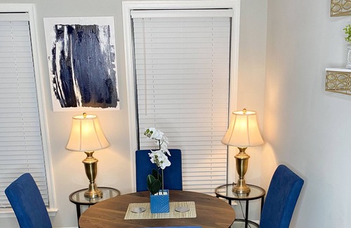 North Raleigh Apartment | Super Cozy Apt in Central Location | Free Wi-Fi & Keyless Entry!